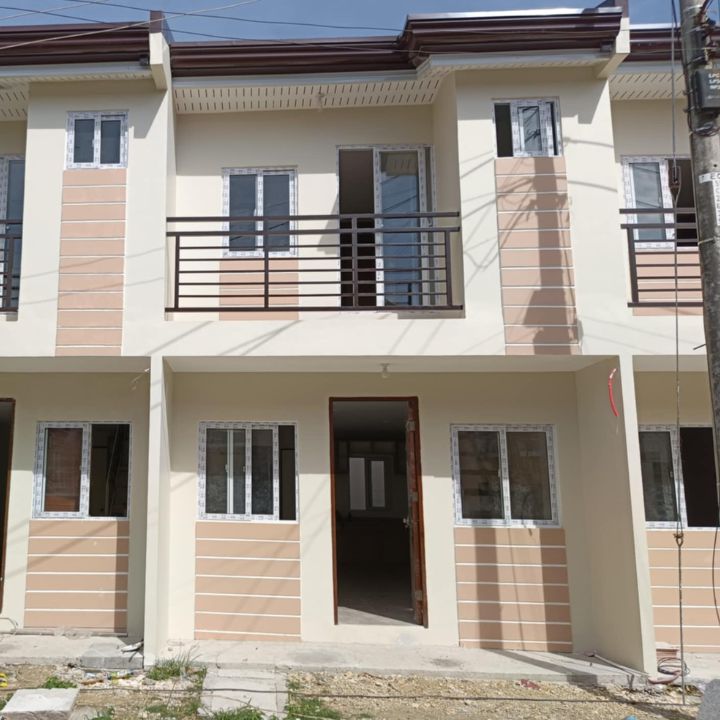 Affordable 2-Storey Townhouse for Sale in Lapu-Lapu City – Only ₱3.52M!